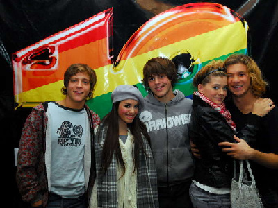 Estudio abierto con Teenangels