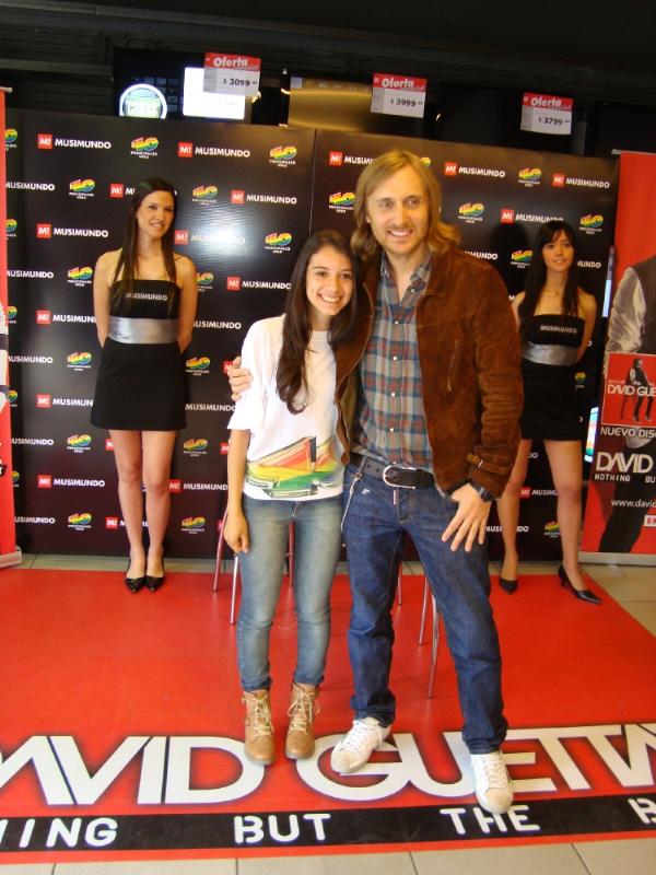 David Guetta, Musimundo y 40 Principales - Firma de Autógrafos