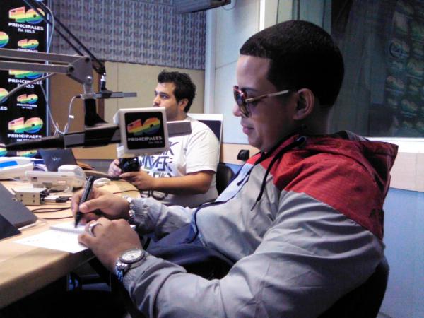 J. Alvarez en 40 Principales