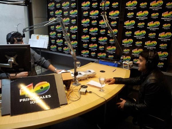 Luis Fonsi en 40 Principales