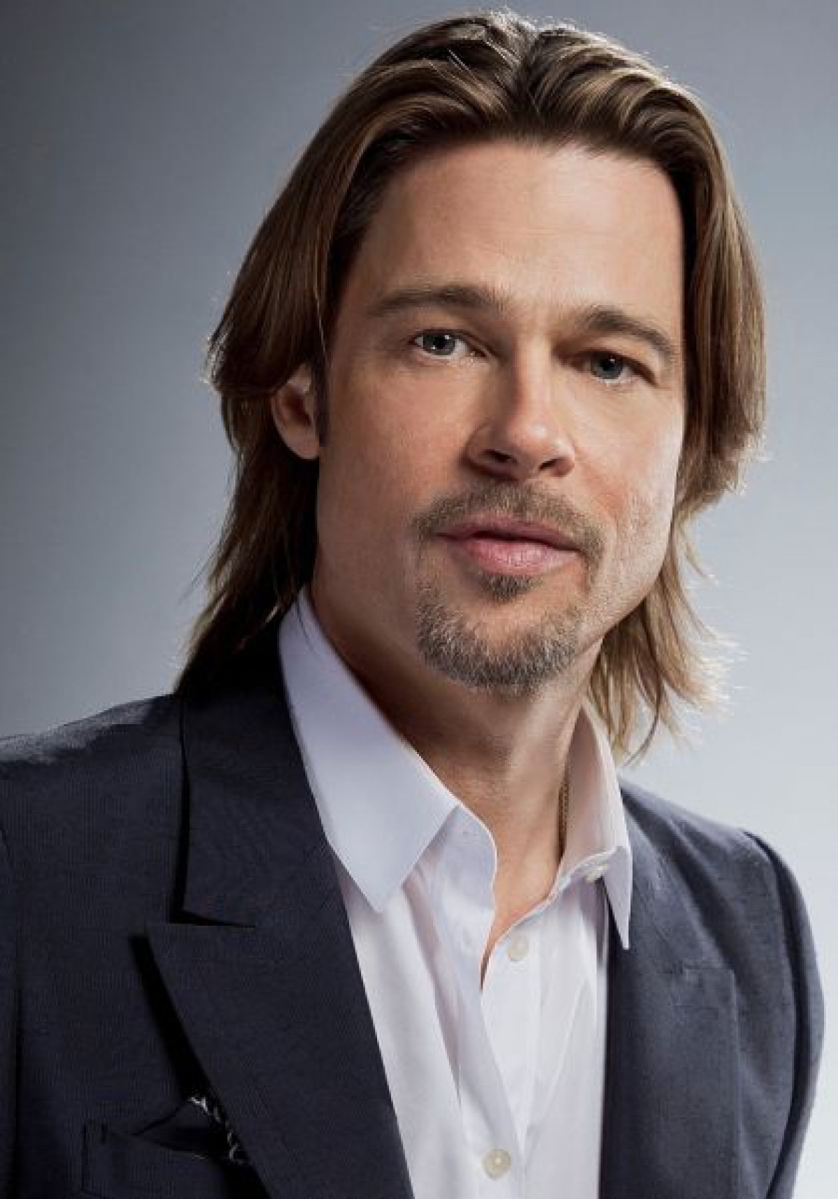 Brad Pitt: Se compró una lámpara de diseñador... carísima!