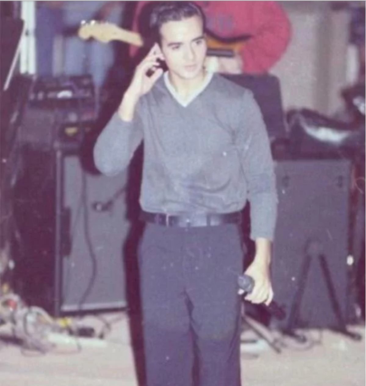 ¡Irreconocible! Así era Luis Fonsi antes de ser cantante