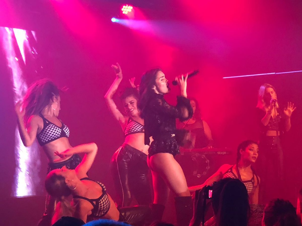 ¡Así fue el show de Lali en Barcelona!